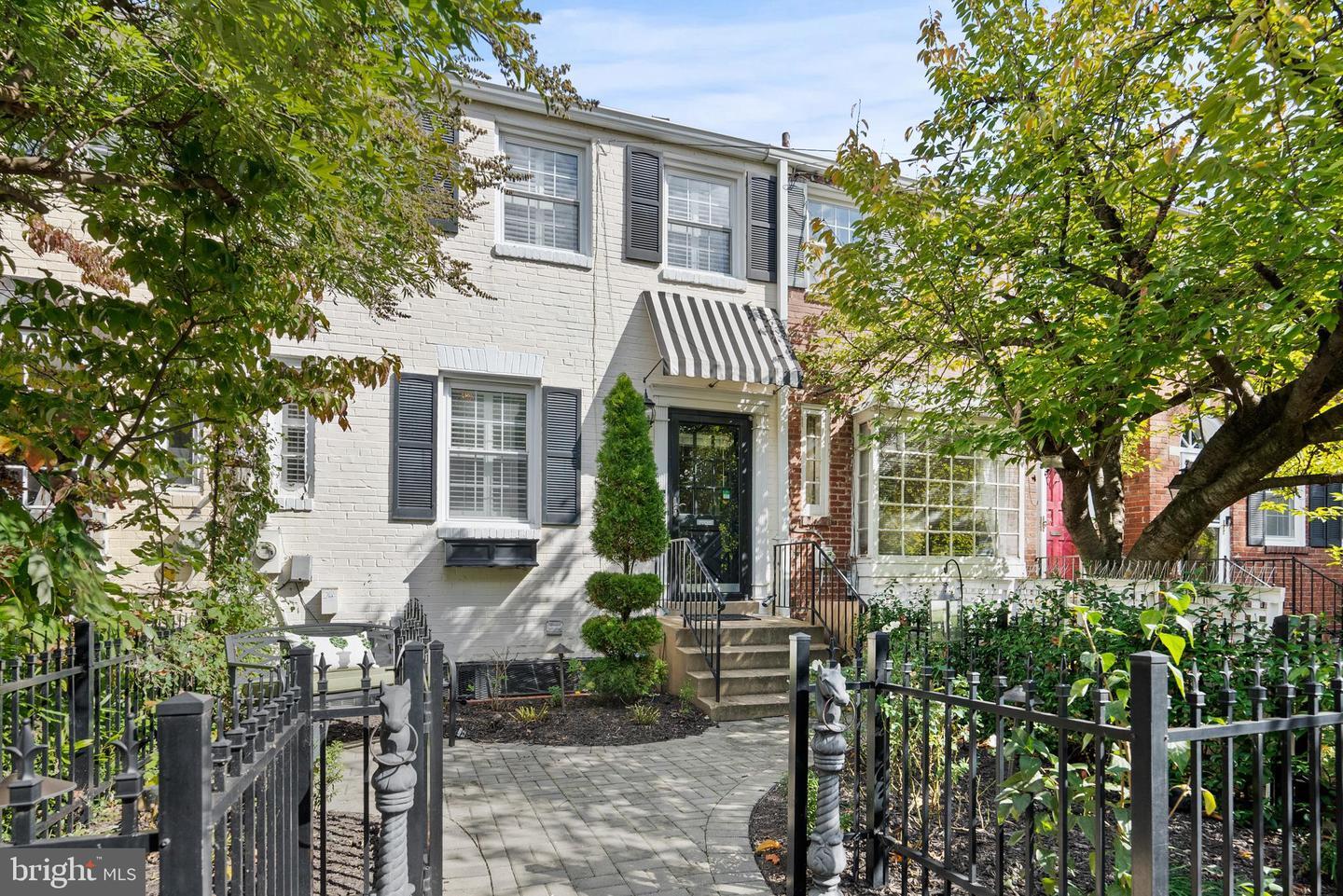 1121 Powhatan Street  Alexandria VA 22314 photo