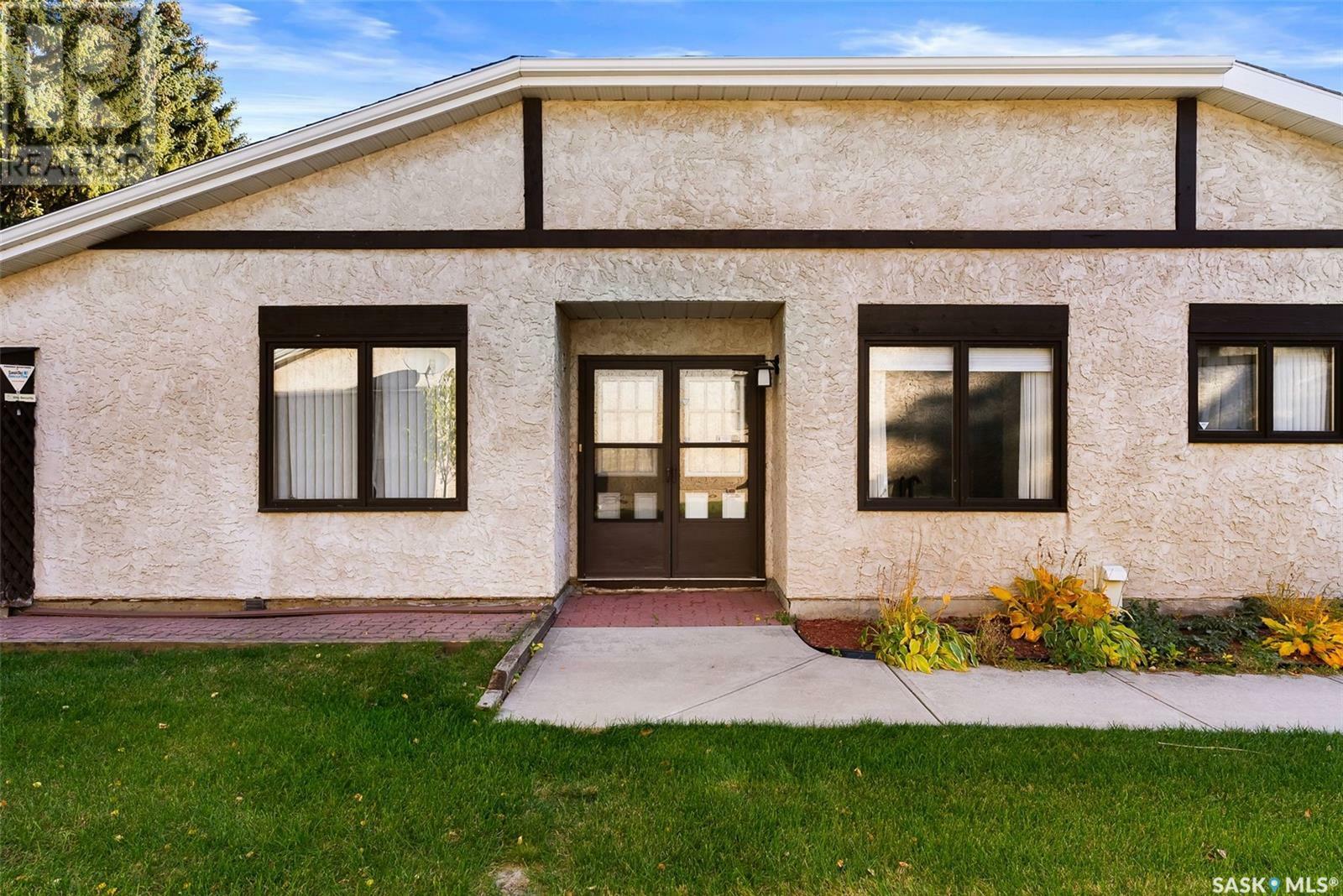 Property Photo:  1212 Gryphons Walk  SK S4S 6X1 