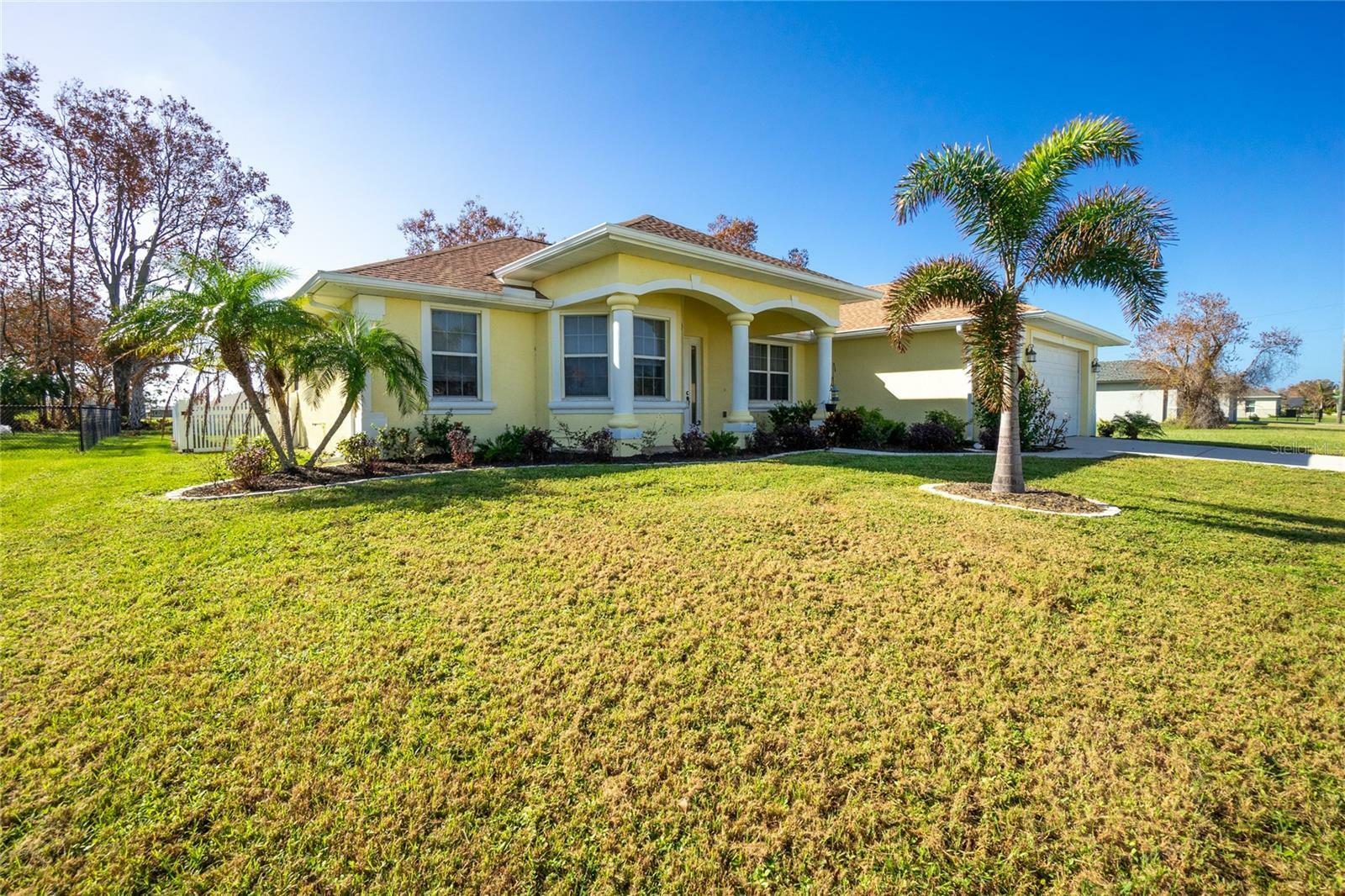 Property Photo:  25353 Puerta Drive  FL 33955 