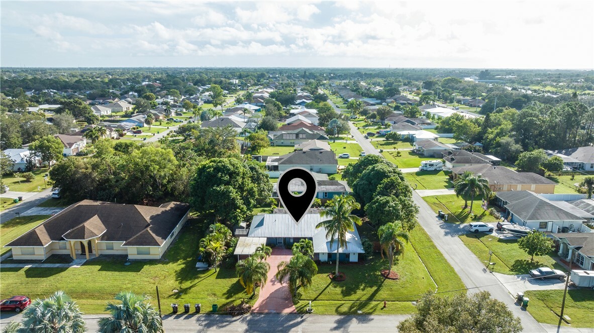 Property Photo:  2597 SW Warwick Street  FL 34984 