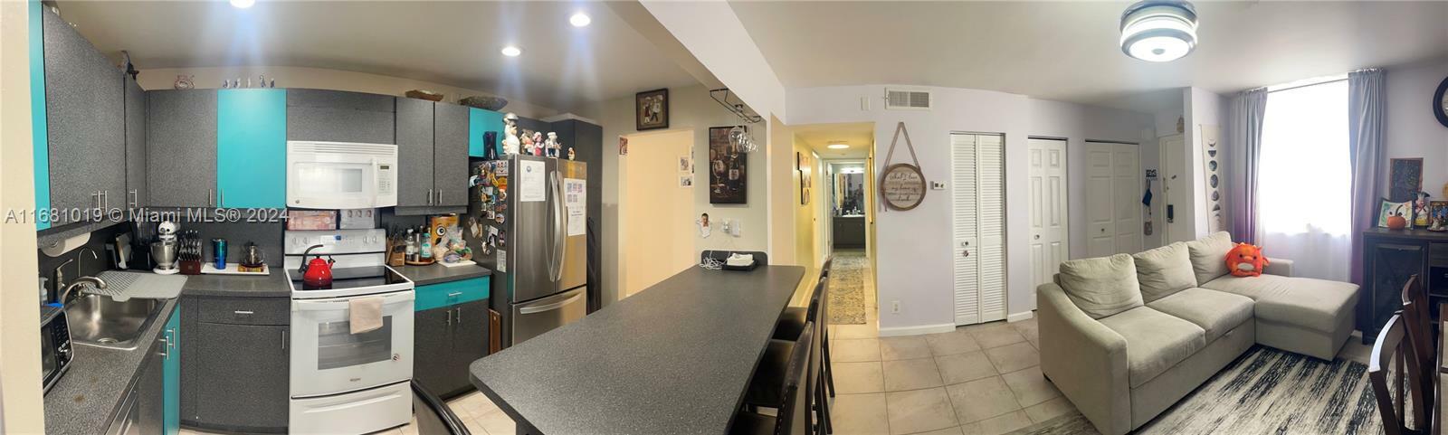 Property Photo:  3350 NE 192nd St 5G-B  FL 33180 