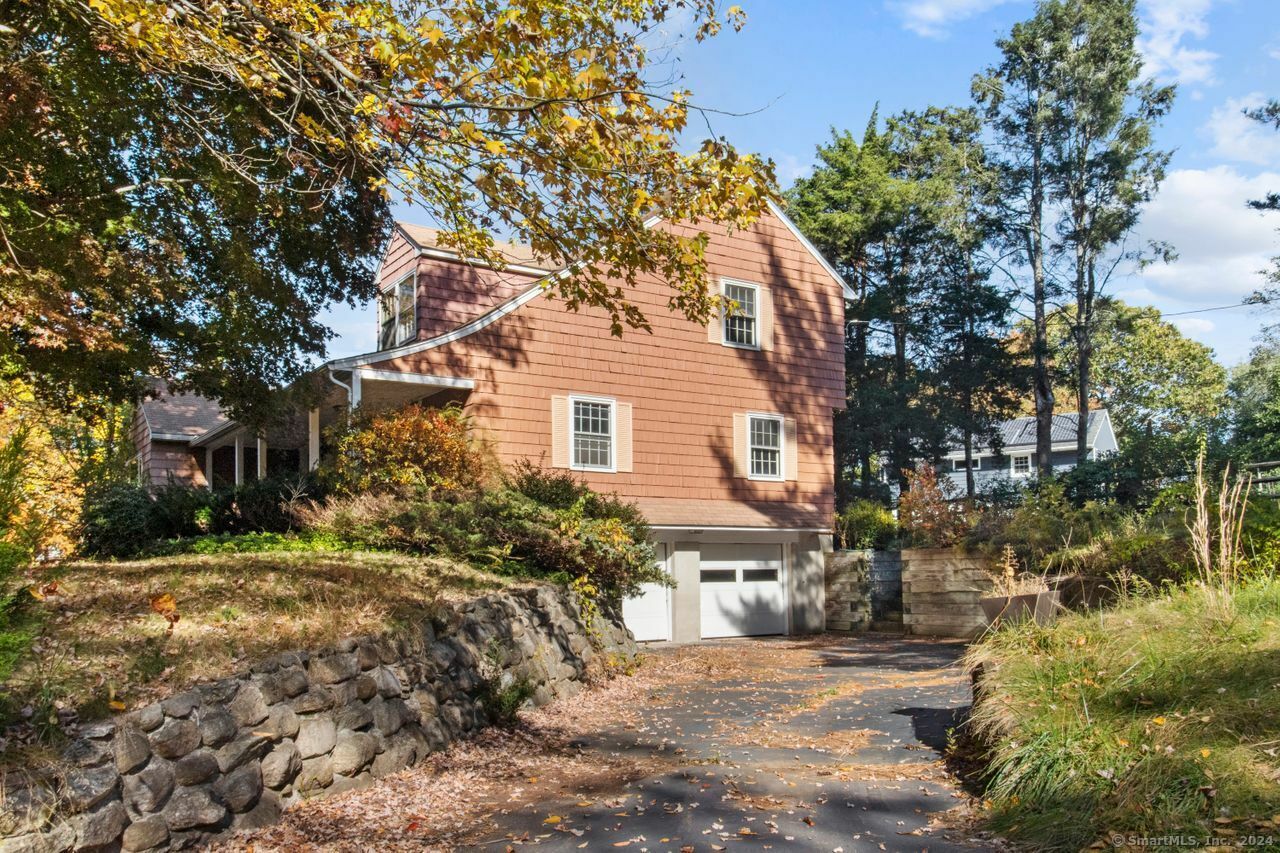 Property Photo:  15 Orchard Heights Road  CT 06426 