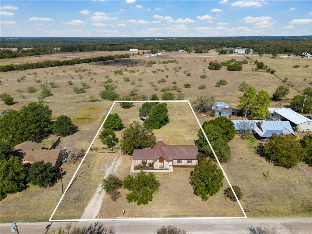 Property Photo:  114 Fort Graham Circle  TX 76705 