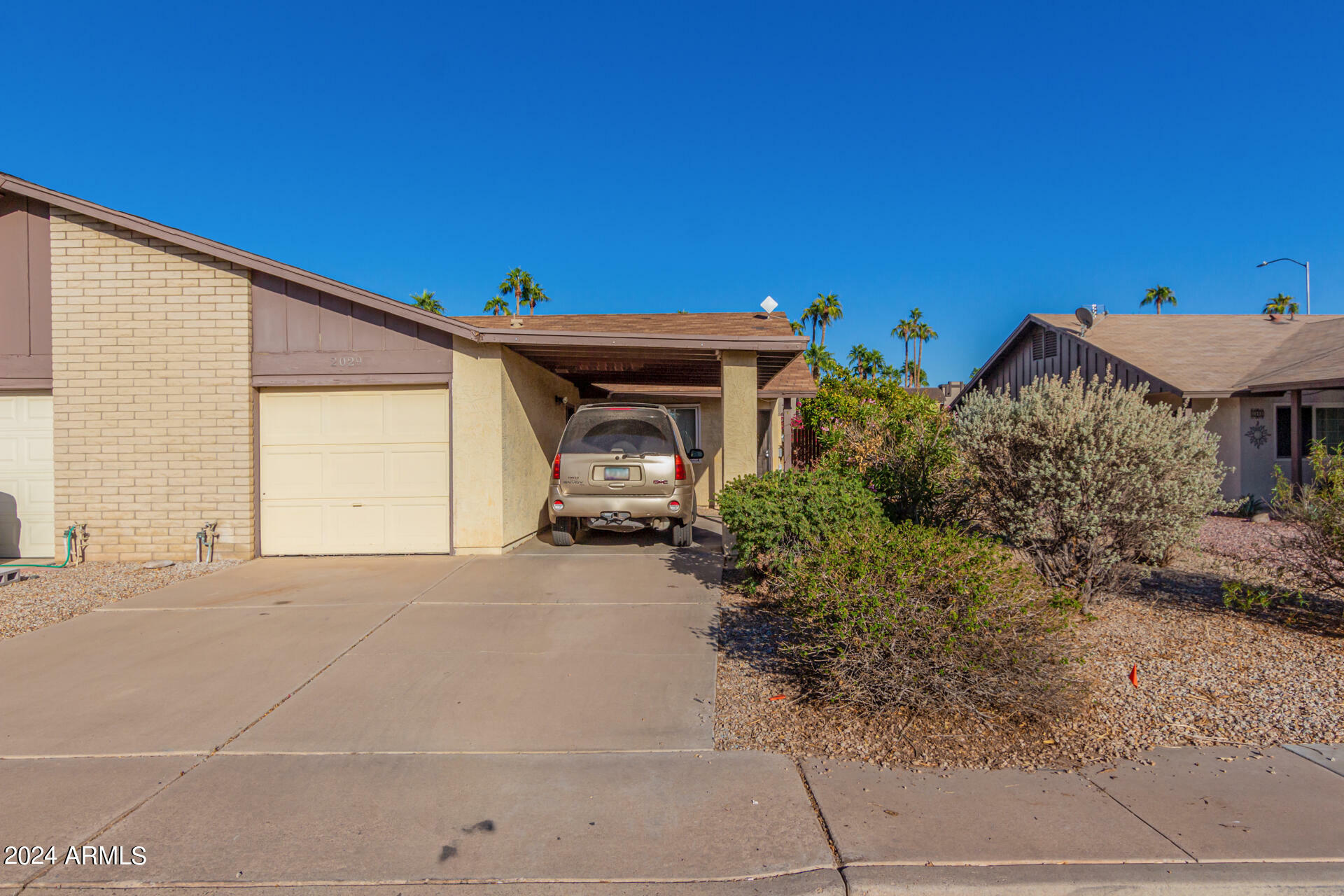 Property Photo:  2029 S Las Palmas --  AZ 85202 