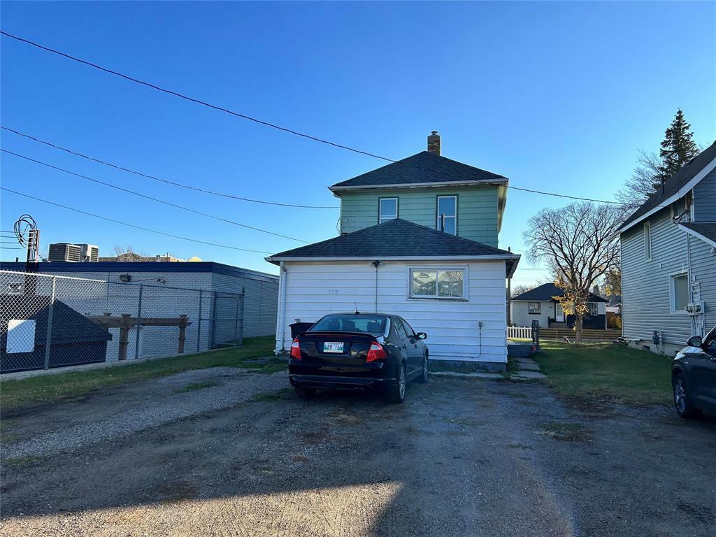 Photo de la propriété:  116 16th Street  MB R7A 4X4 