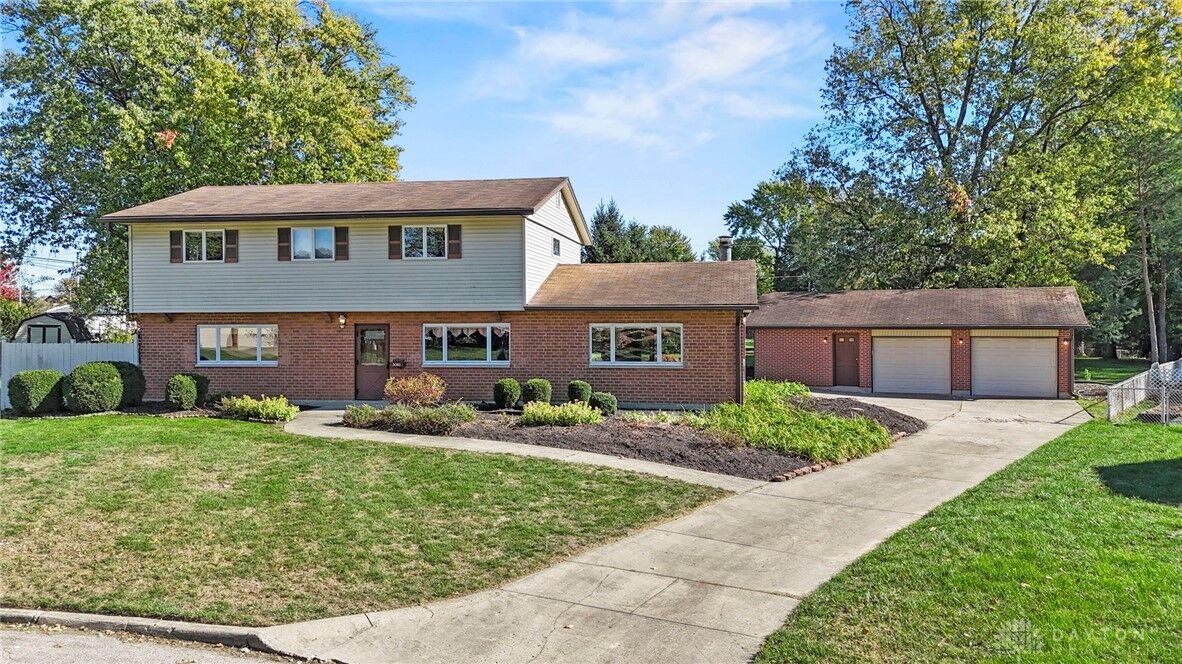 Property Photo: 3080 Glenmere Court OH 45440