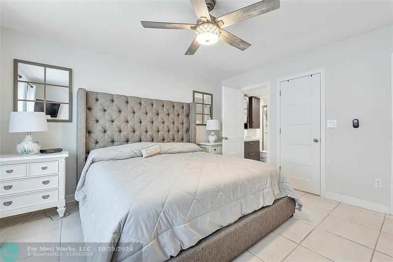 Property Photo:  126 Golden Isles Dr 43A  FL 33009 