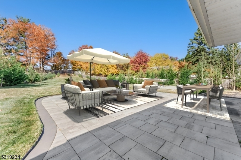 Property Photo:  30 S Hillside Ave  NJ 07876 