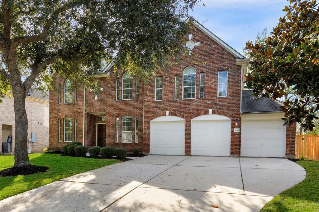 Property Photo:  31015 Silverwood Oaks Court  TX 77386 