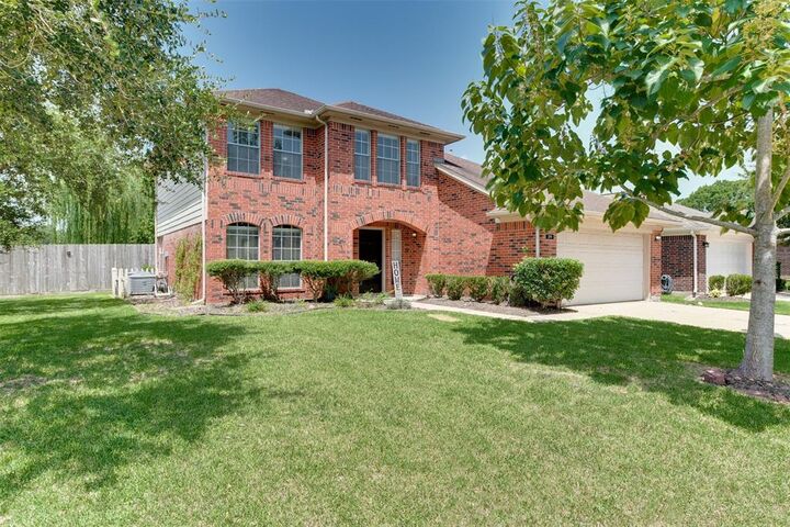 211 Wood Hollow Drive  League City TX 77573 photo