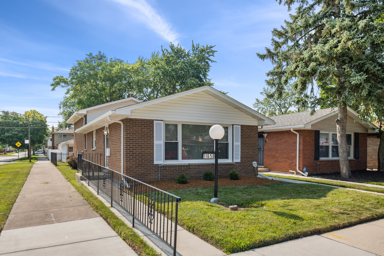 Property Photo:  11658 S Ada Street  IL 60643 