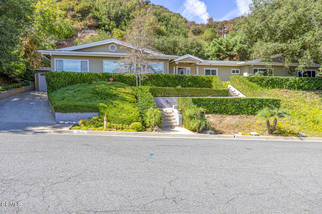 Property Photo: 3943 Robin Hill Road CA 91011