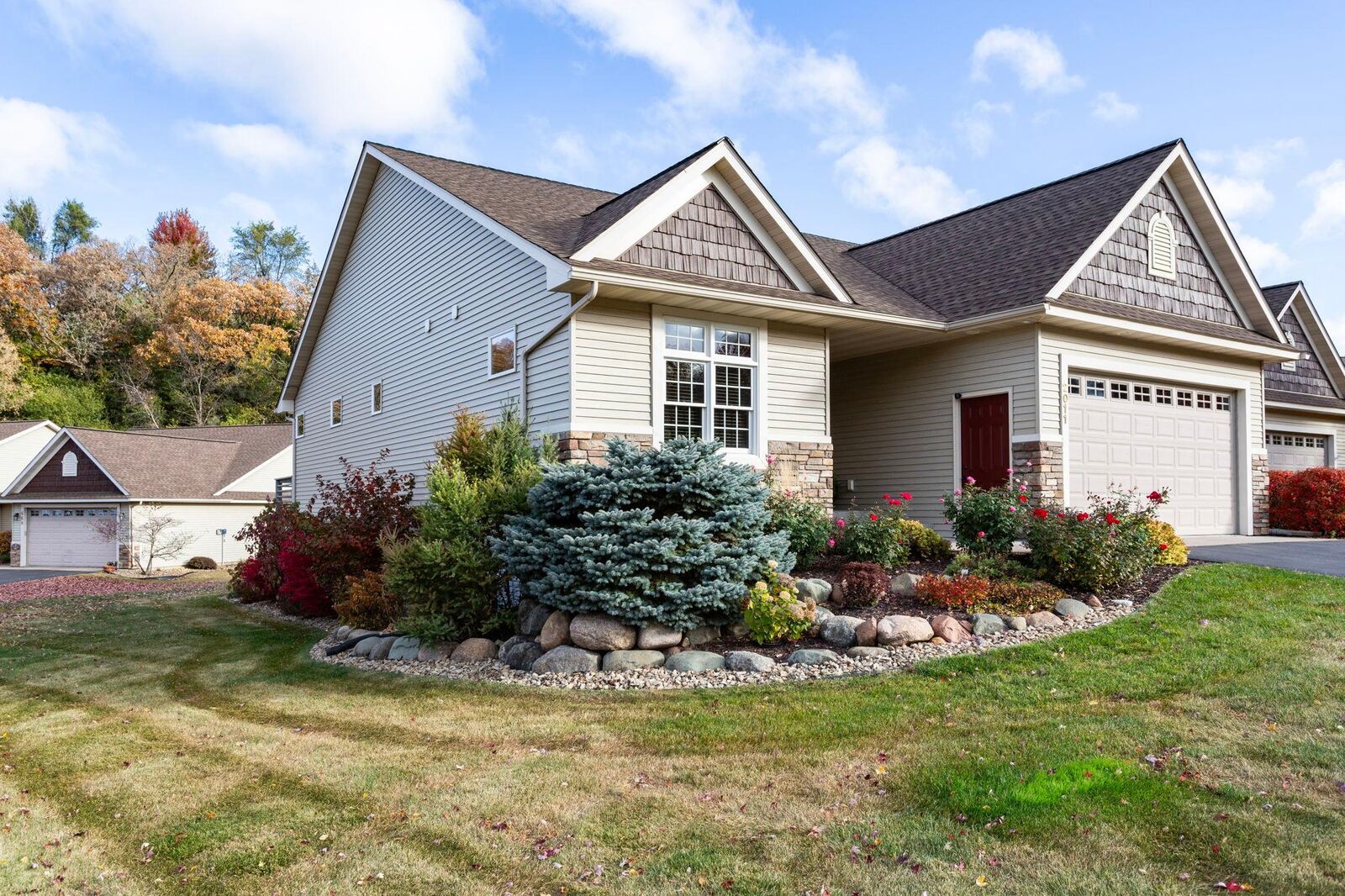 Property Photo: 2011 Rushmore Drive WI 54022