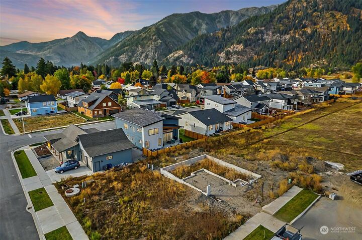 MLS2305172 331 Alpenglow Drive, Leavenworth, WA 98826