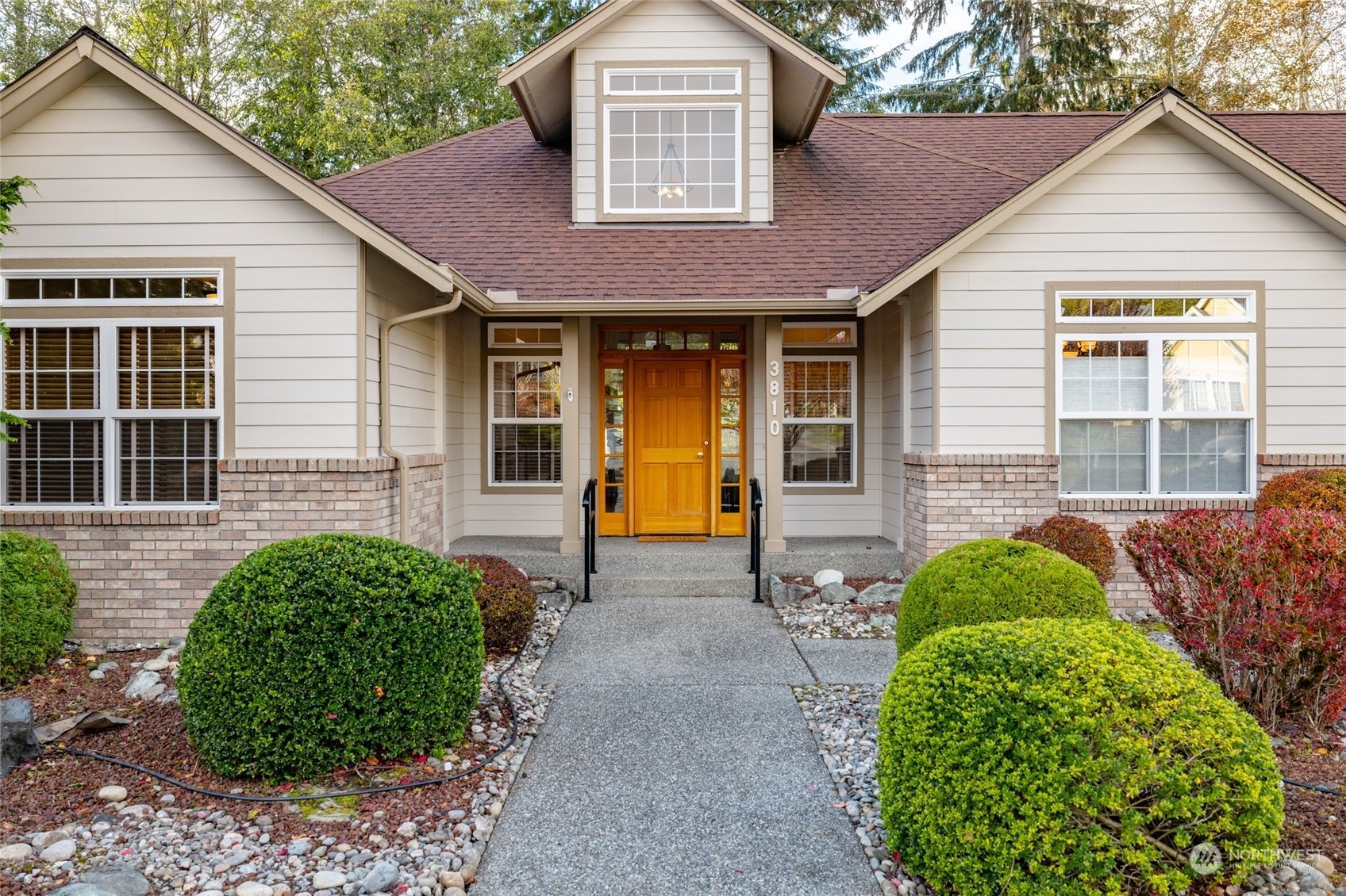 Property Photo:  3810 Dogwood Place  WA 98274 