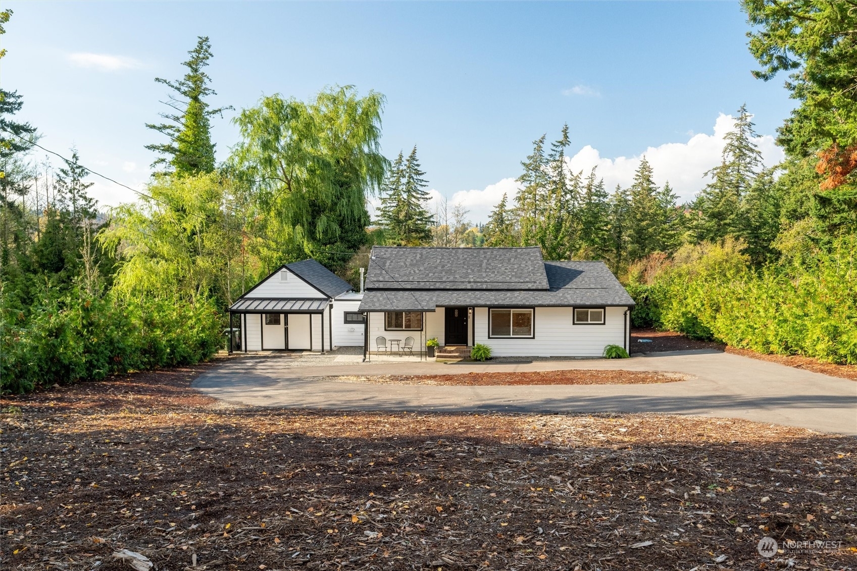 Property Photo:  1302 34th Street  WA 98229 