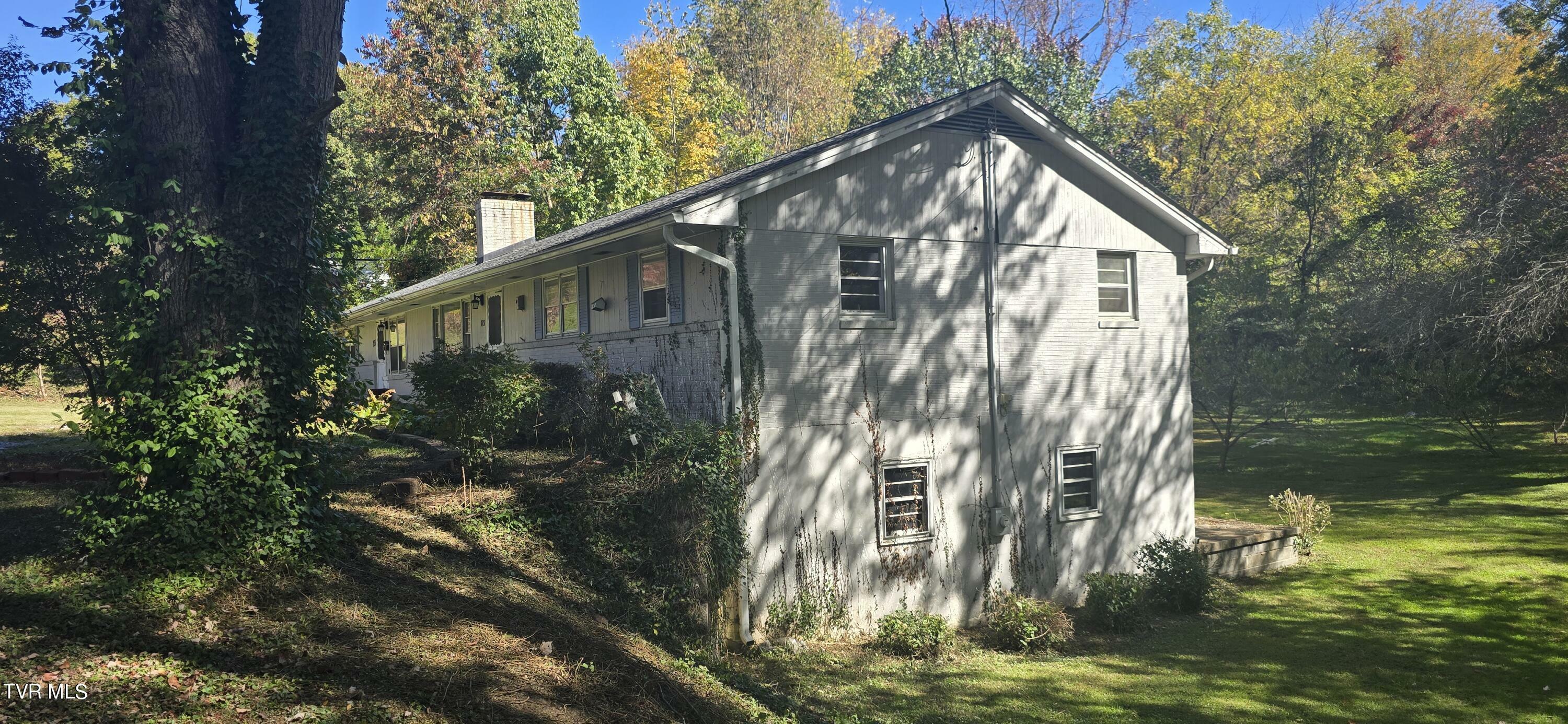 Property Photo:  713 Woodhaven Drive  TN 37604 