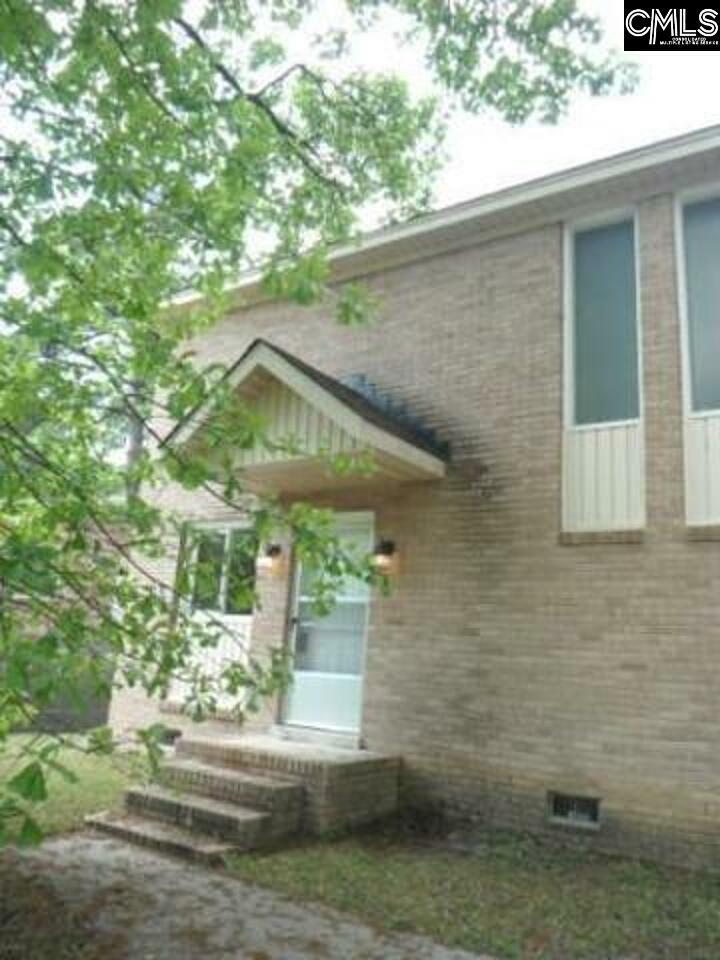 Property Photo:  1751 Woodford  SC 29209 