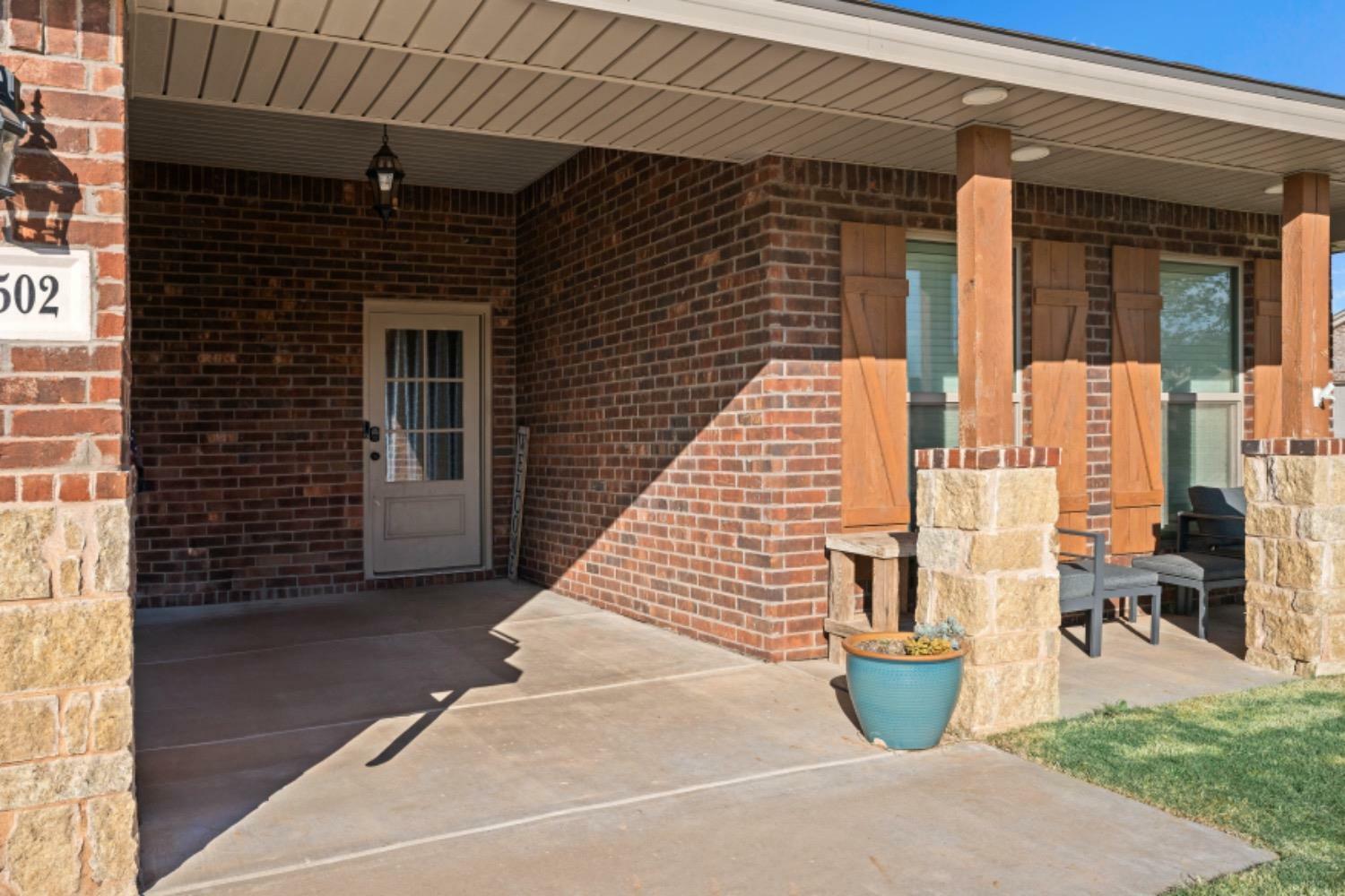 Property Photo:  10502 Venita Avenue  TX 79424 