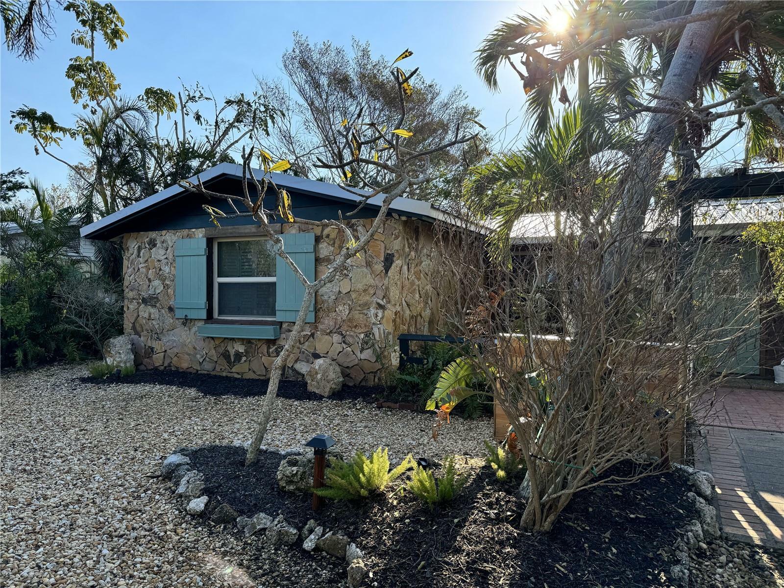 Property Photo:  232 Gladiolus Street  FL 34216 