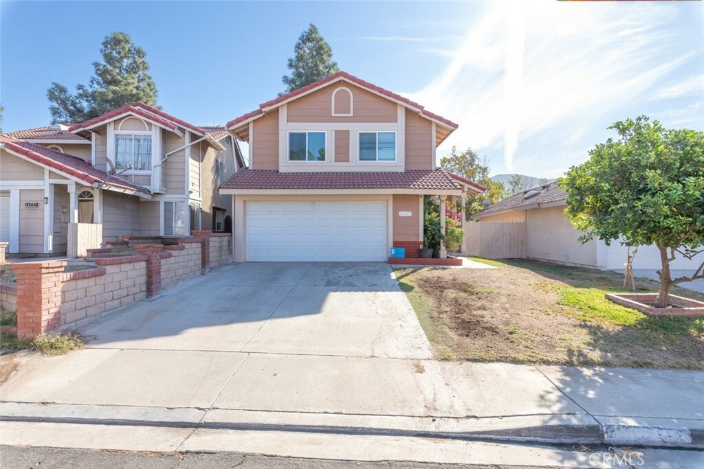 14585 El Contento Avenue  Fontana CA 92337 photo