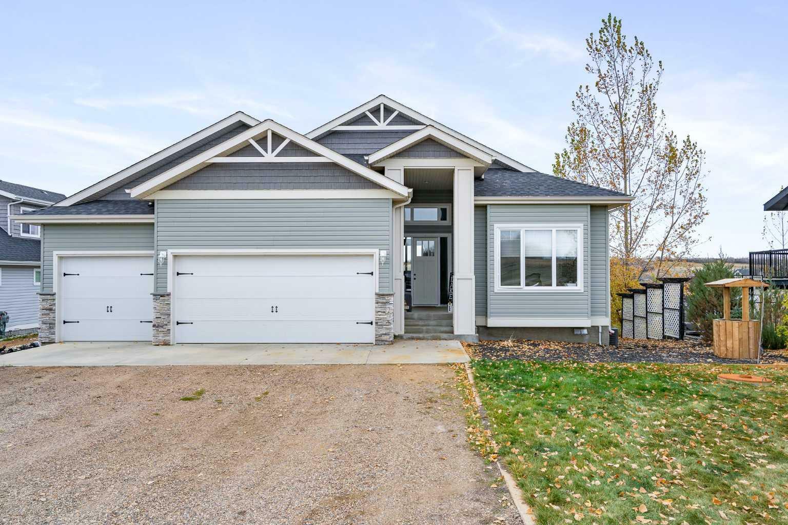 Property Photo:  121 Sandy Beach  SK S9V 1P4 