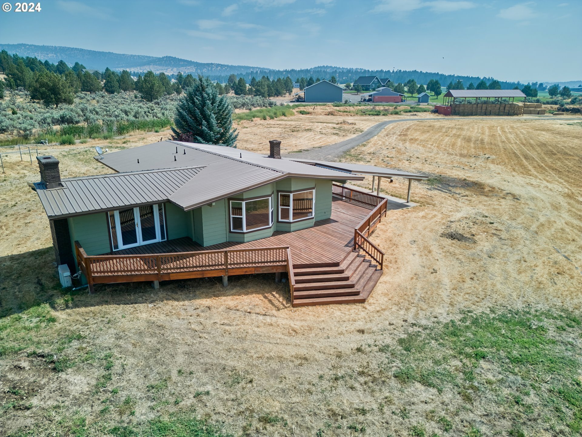 Property Photo:  9463 NW Mountain View Acres Rd  OR 97754 