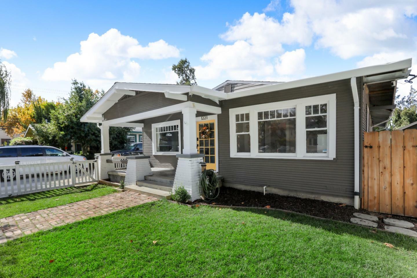 Property Photo:  1221 Adam Street  CA 95376 