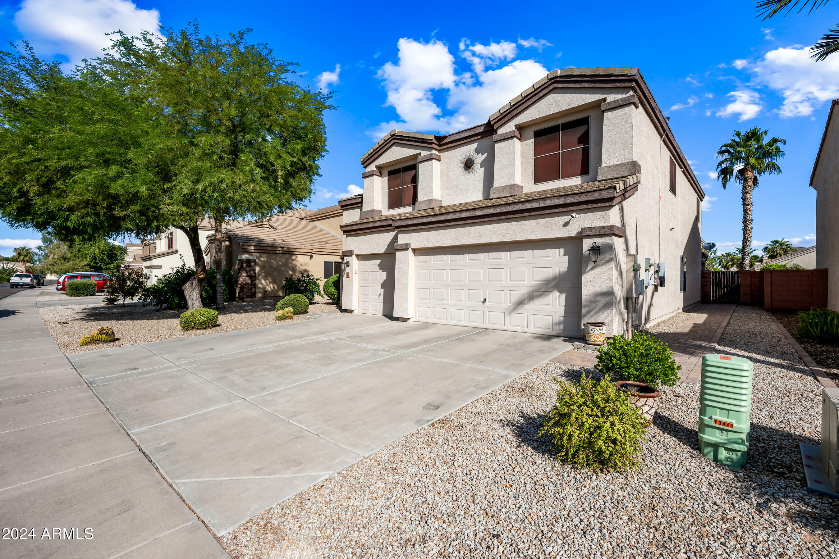 Property Photo:  3448 W Sunshine Butte Drive  AZ 85144 