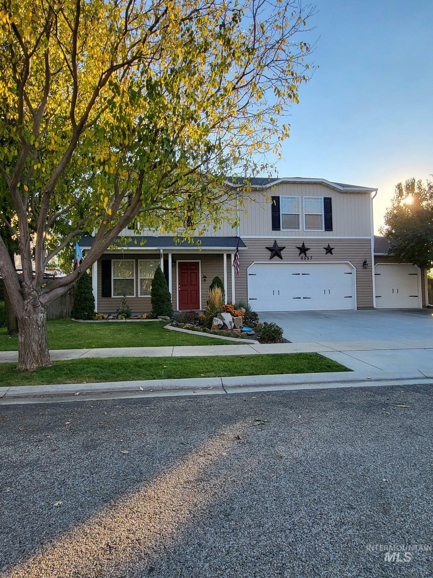 Property Photo:  9557 W Rustica Dr  ID 83709 