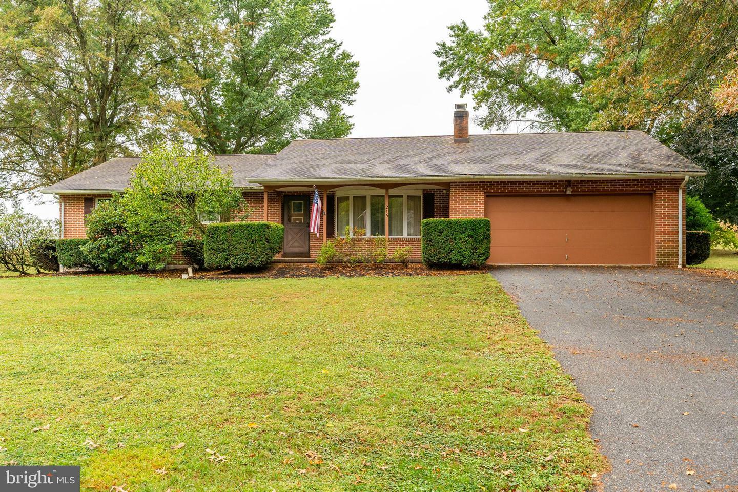 Property Photo:  215 Swamp Church Road  PA 17569 