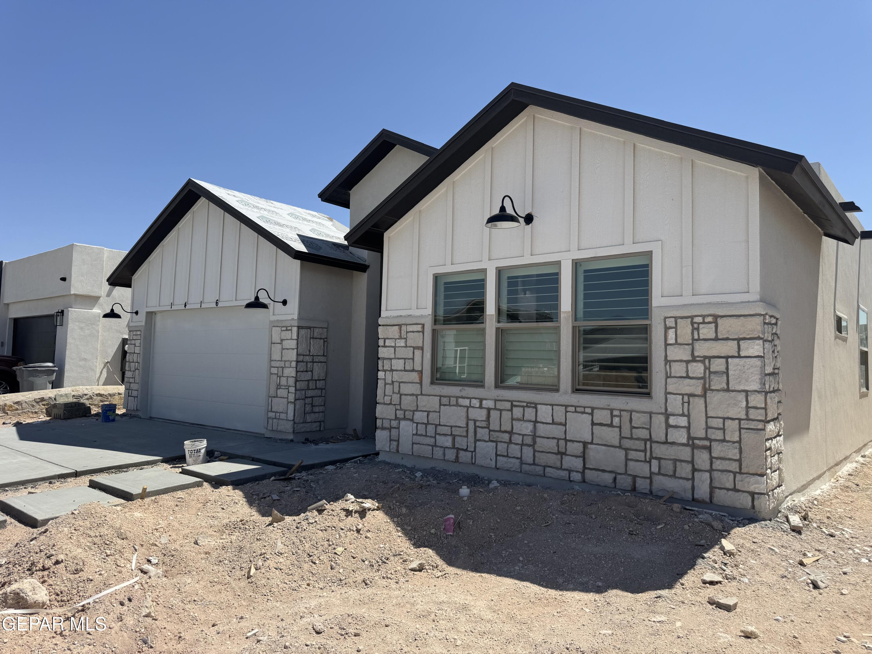 Property Photo: 1416 Dylan Place TX 79928