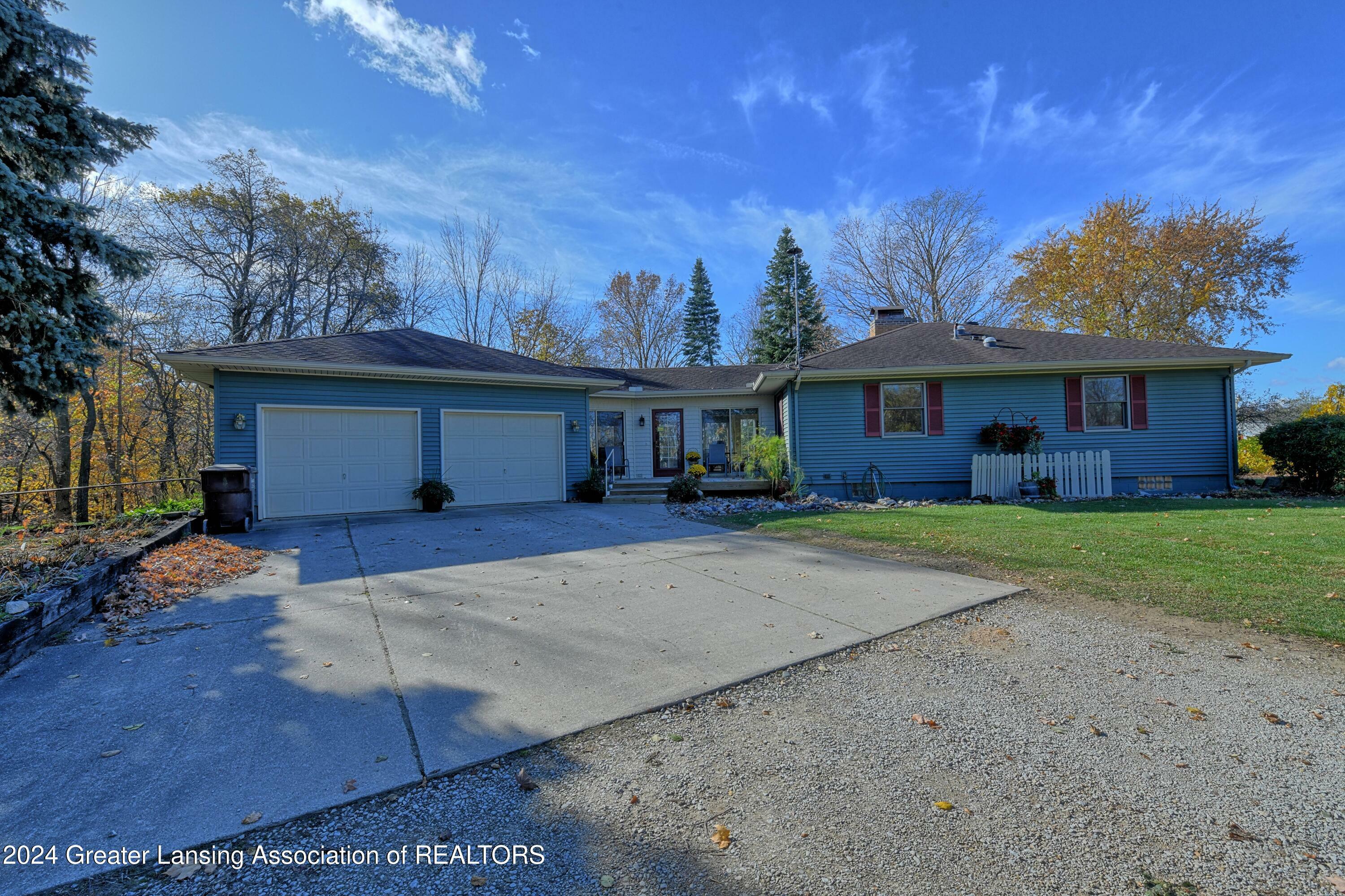 15027 W Cutler Road  Portland MI 48875 photo