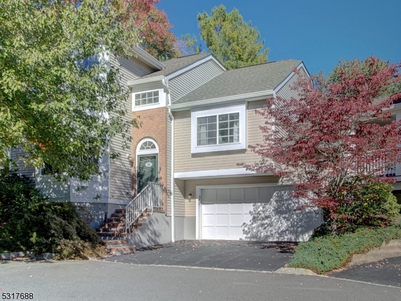 Property Photo:  18 Fernwood Ter  NJ 07933 