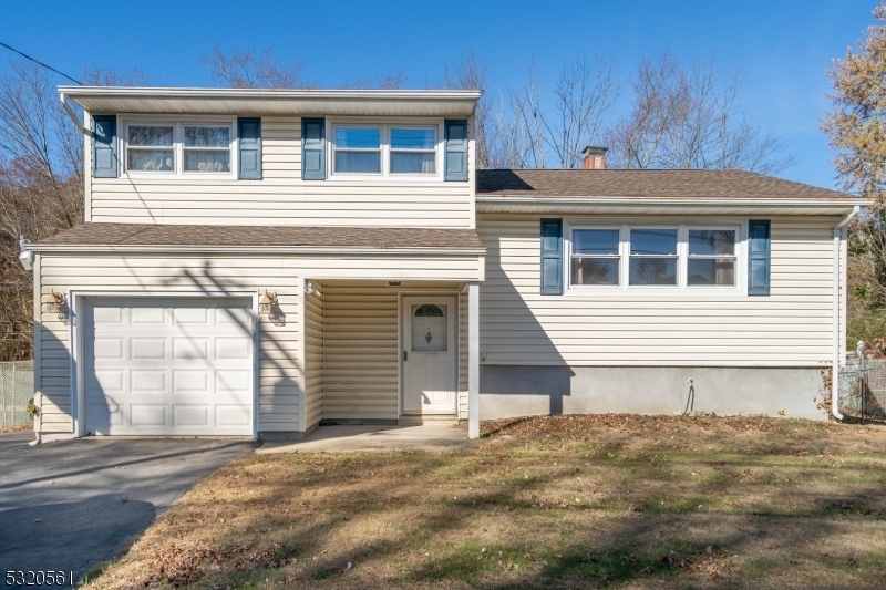 Property Photo:  19 Alden Ter  NJ 07836 