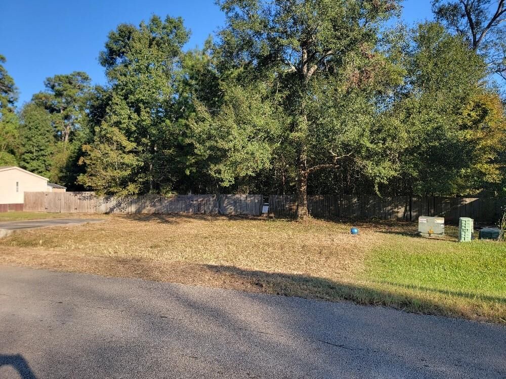 Property Photo: 16549 E Emerson Circle TX 77306