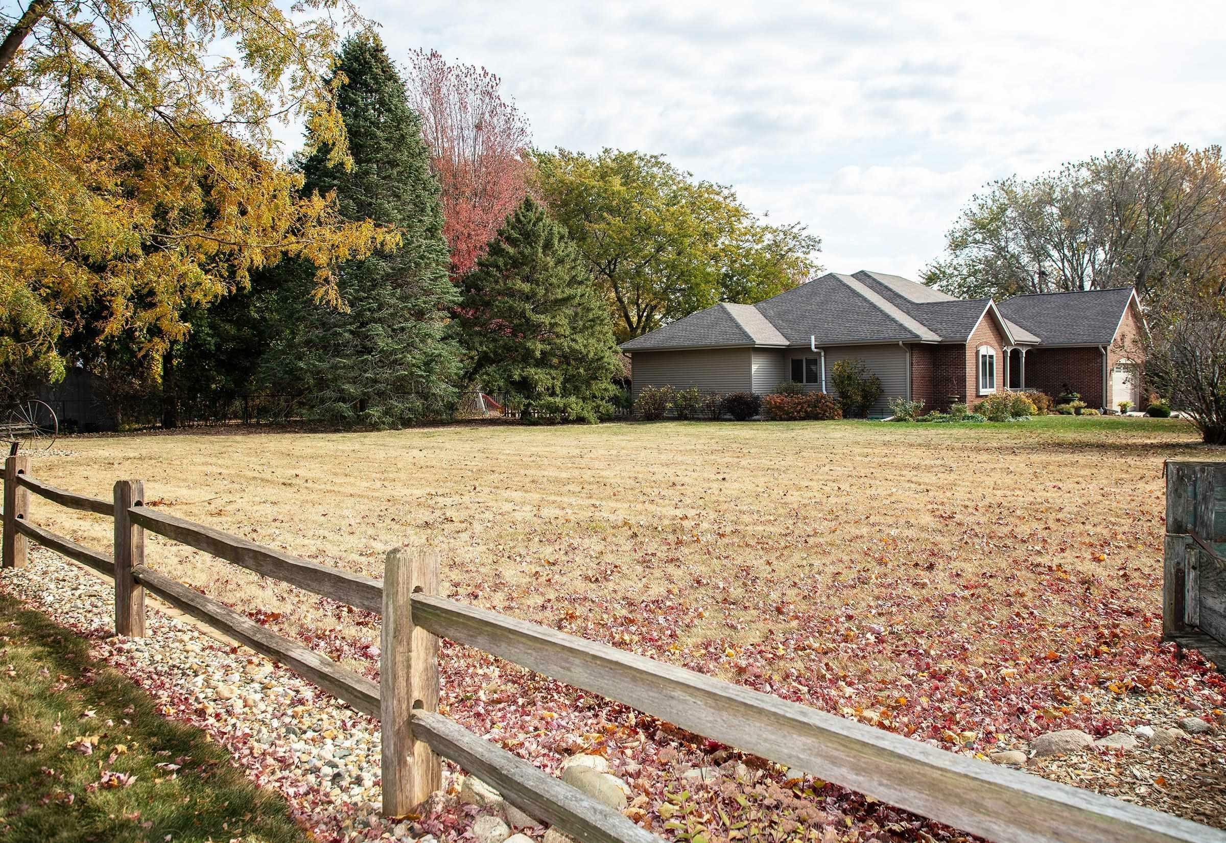 Property Photo:  Willow Circle  IA 50677 