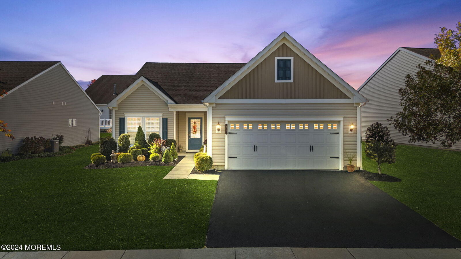 Property Photo:  51 Aberdeen Lane  NJ 08759 