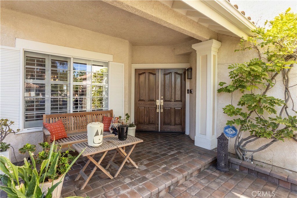 Property Photo:  12035 Falcon Crest Way  CA 91326 