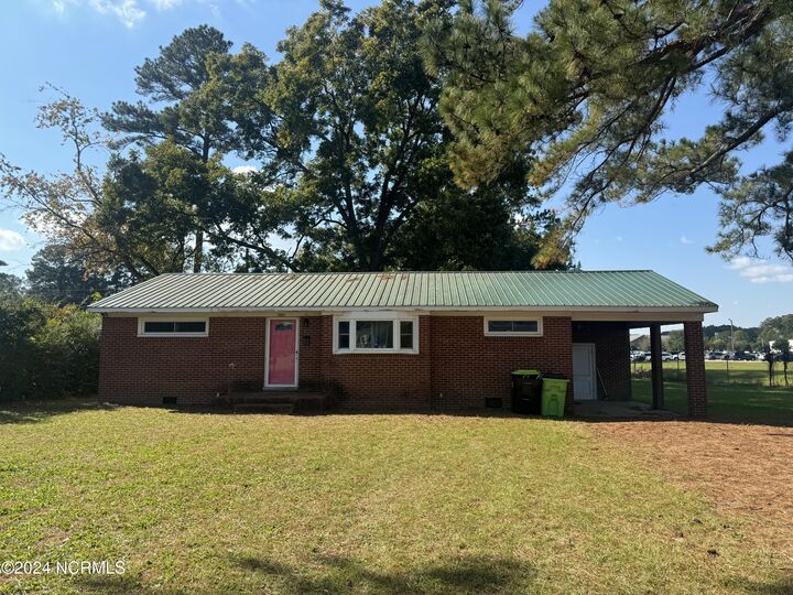 1009 N Curtis Street  Ahoskie NC 27910 photo