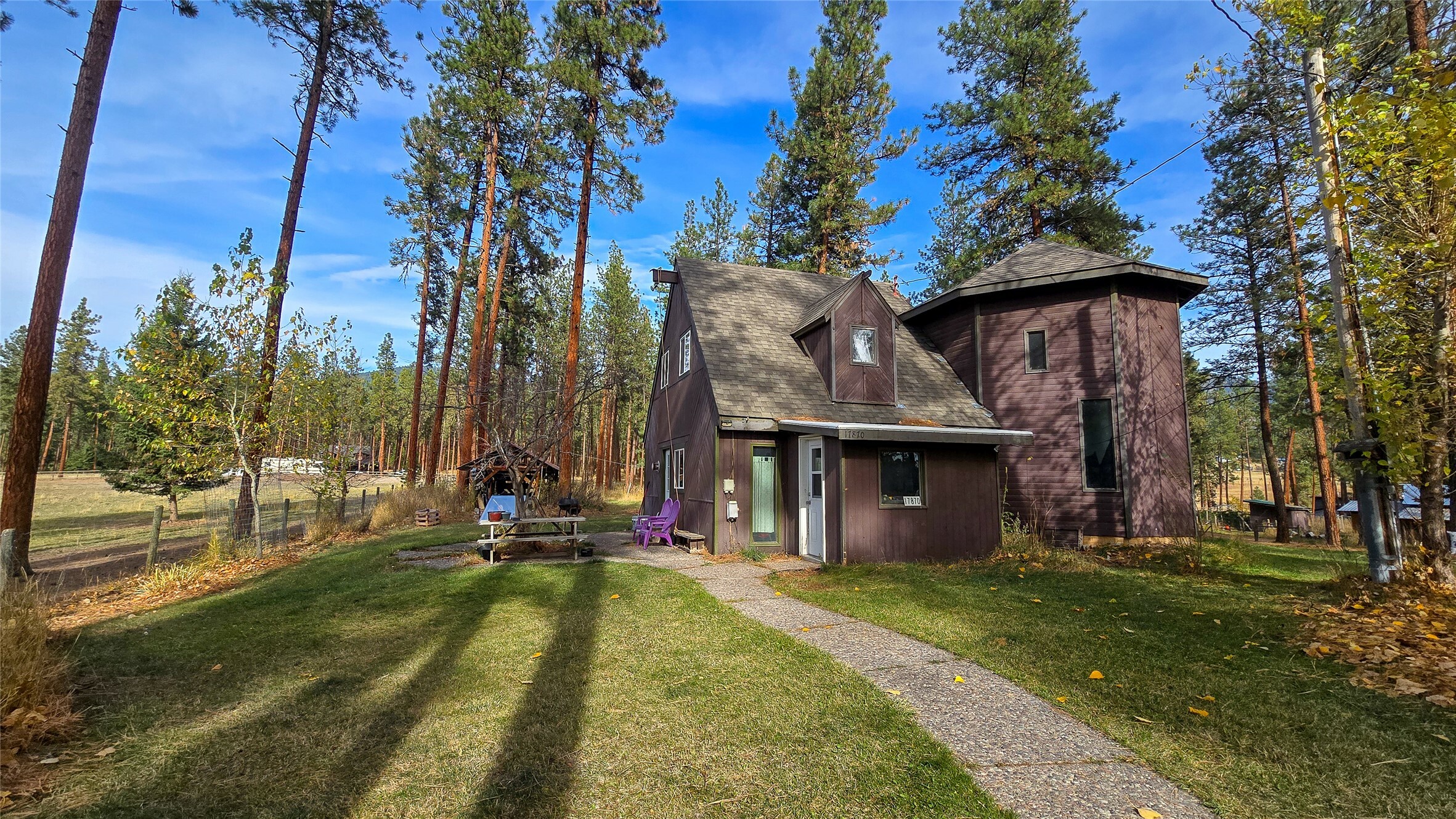 Property Photo:  17870 & 17948 Cougar'S Den Lane  MT 59834 