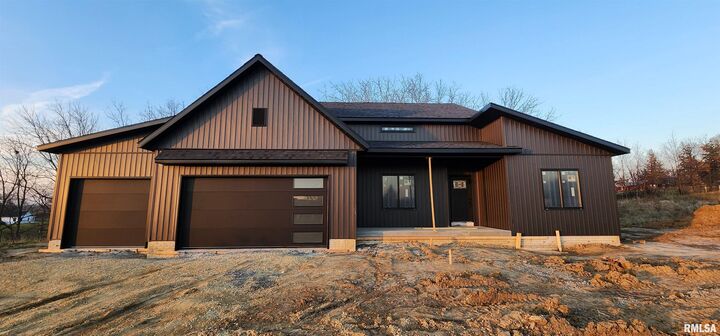 1900 Zara Trace  Clinton IA 52732 photo