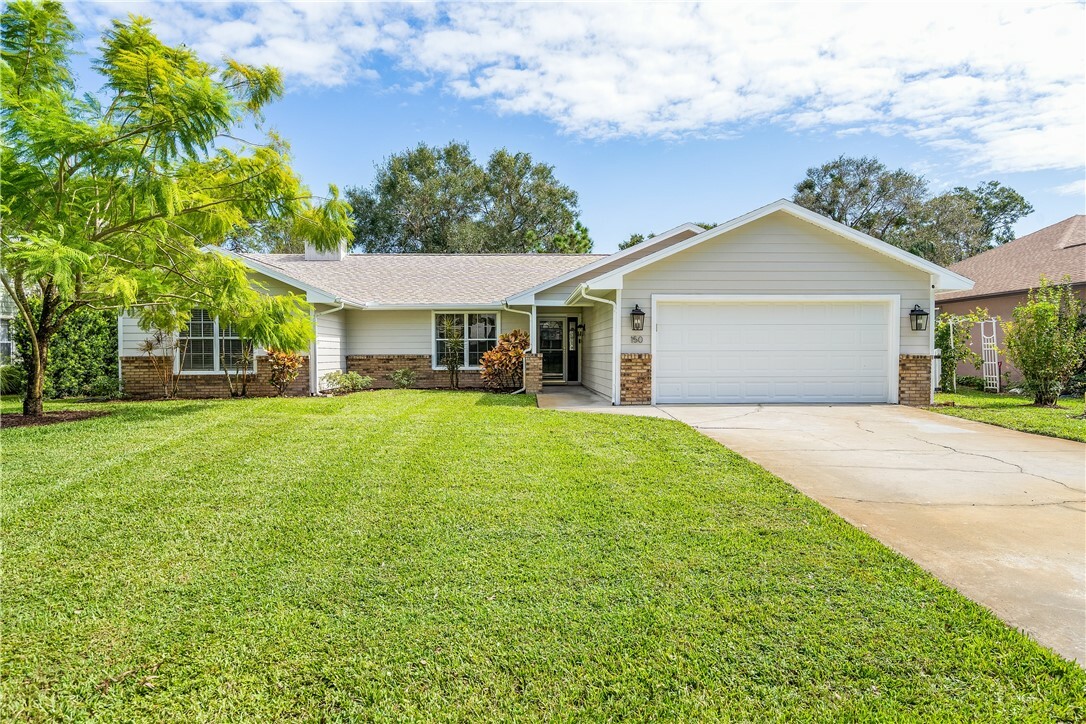 Property Photo: 150 29th Court SW FL 32968