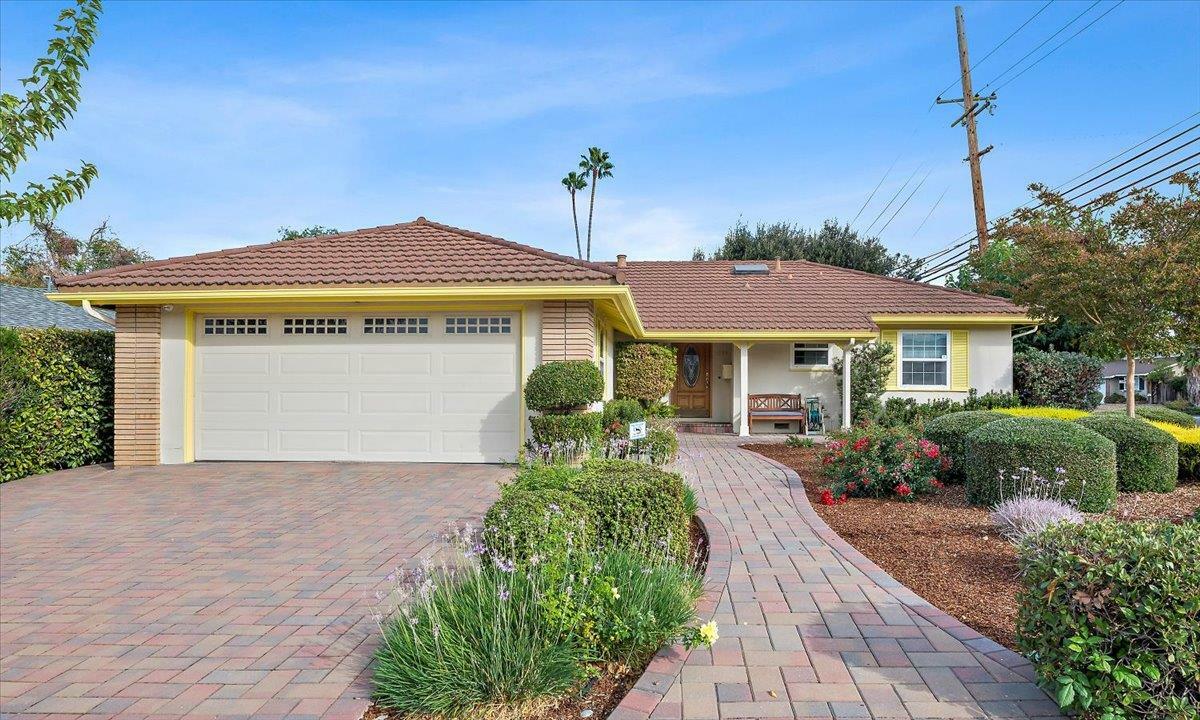 Property Photo:  5594 Bobbywood Avenue  CA 95124 