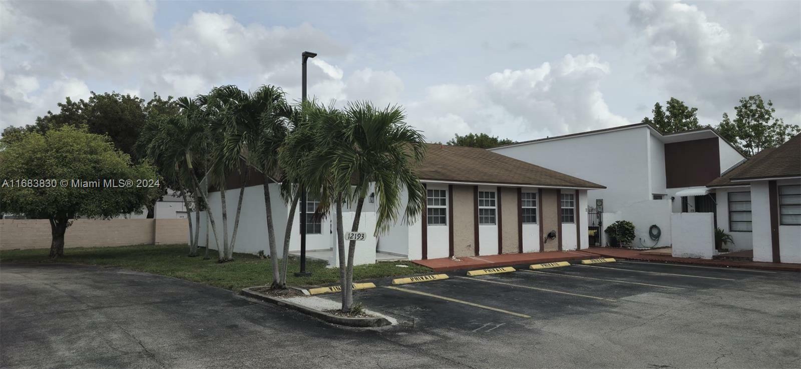 Property Photo:  12193 SW 10th St 1  FL 33184 