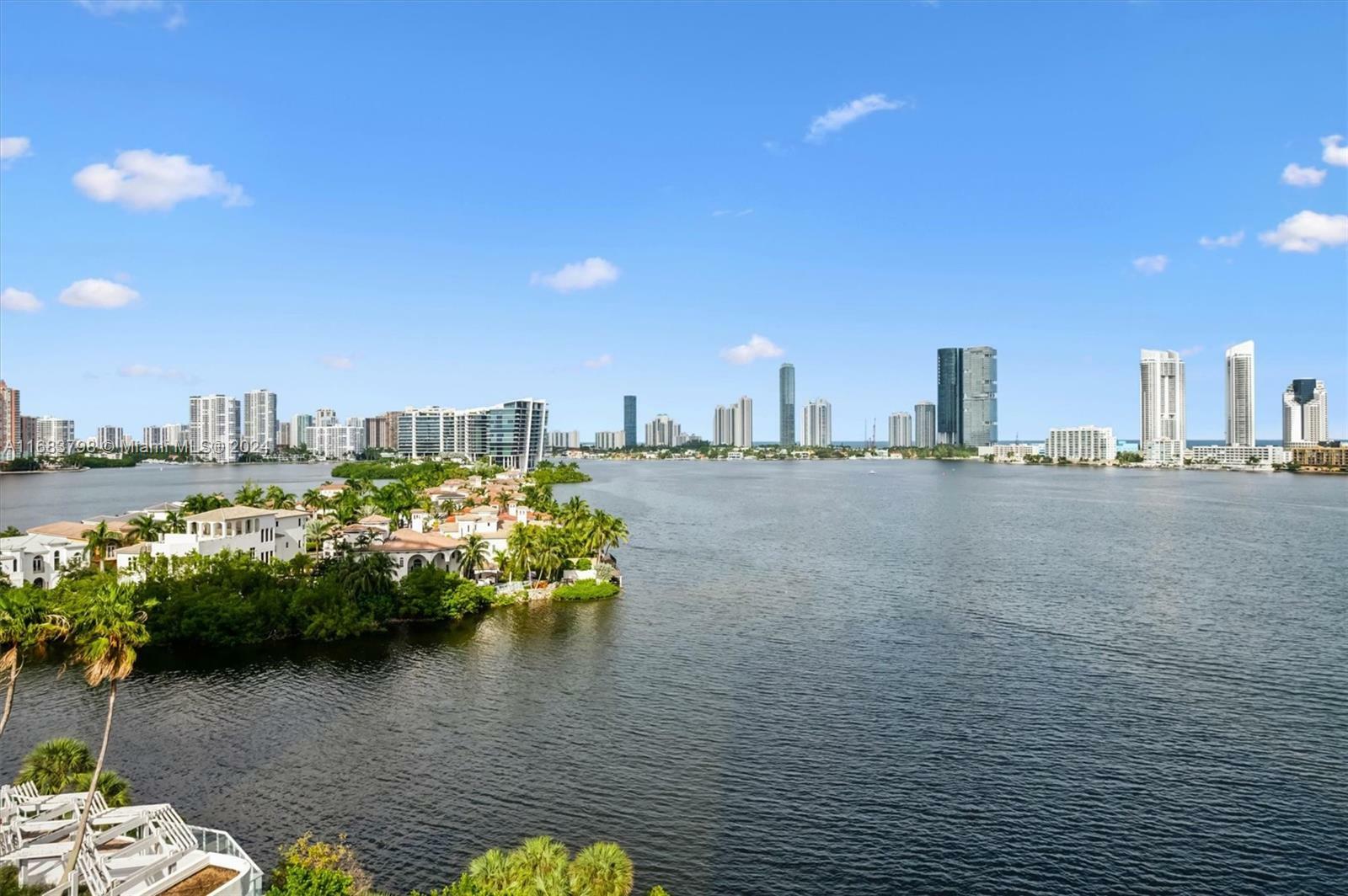 Property Photo:  3000 Island Blvd 1003  FL 33160 