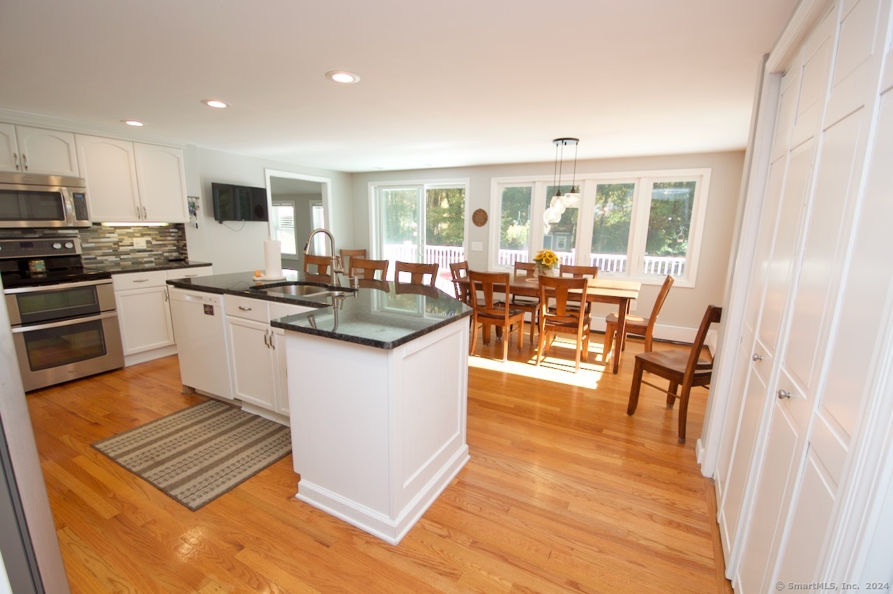 Property Photo:  125 Gorham Drive  CT 06514 