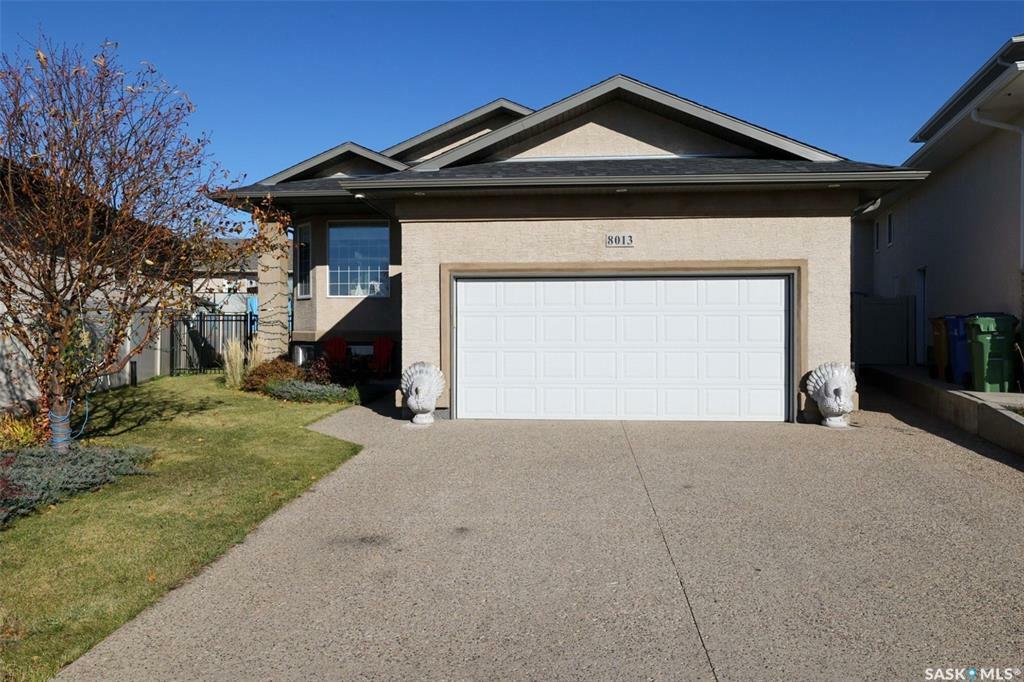 Property Photo:  8013 Edgewater Bay  SK S4Y 0A5 