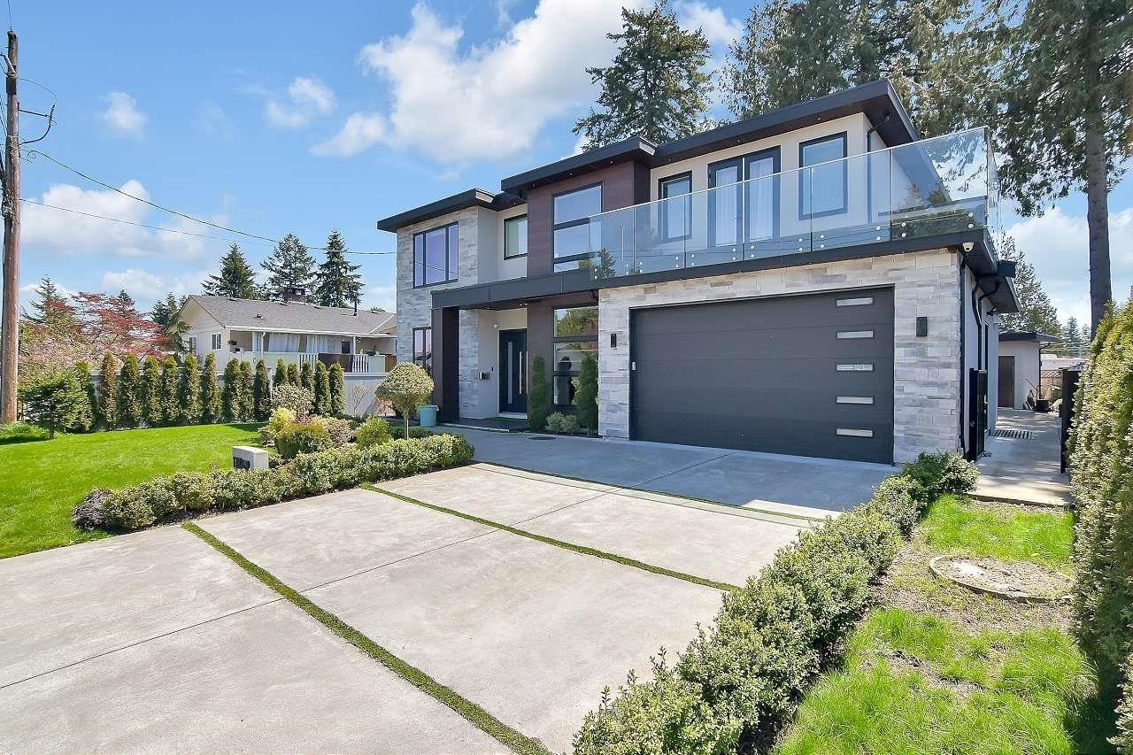 Photo de la propriété:  11848 83A Avenue  BC V4C 2K3 