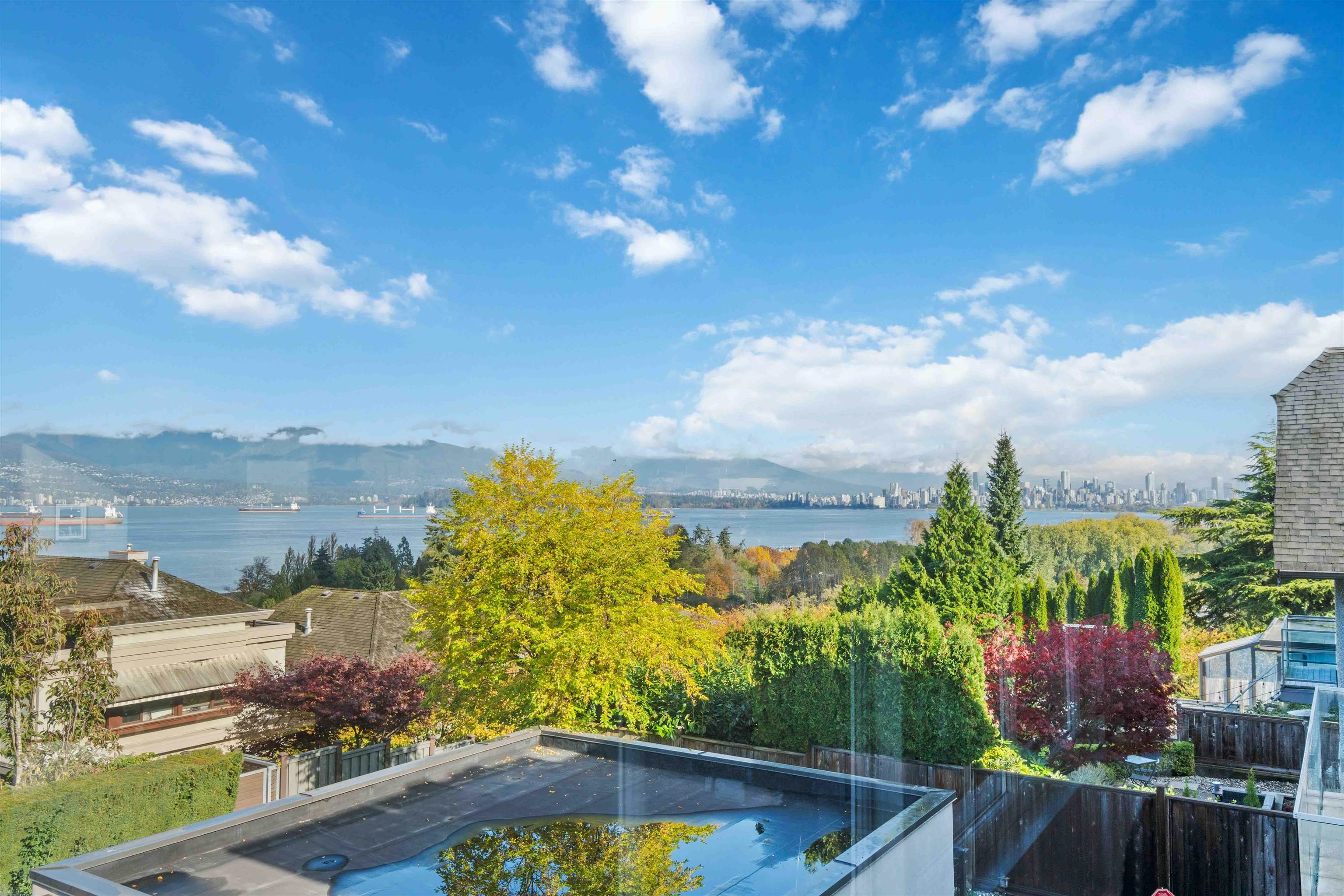 Property Photo: 4569 W 2nd Avenue BC V6R 1K7